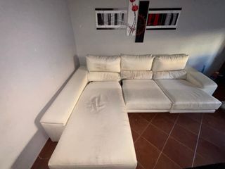 Sofá Chaise Longue Blanco Esta pelado lo que se ve