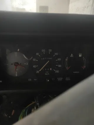 Volvo 240 1975 e Volvo 244 (98k KMS)
