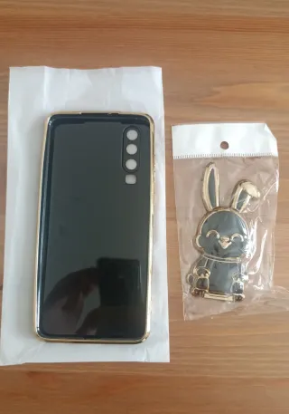 Capa Huawei P30 com Detalhe Dourado + Suporte.