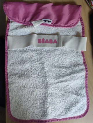 Mochila maternal BEABA rosa estampado