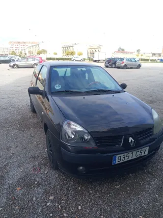 Renault Clio 2004
