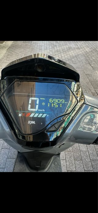 SYM SYMPHONY ST 125 6900Km