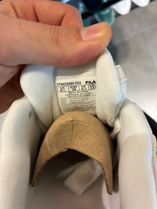Zapatillas Fila en muy buen estado. Solo