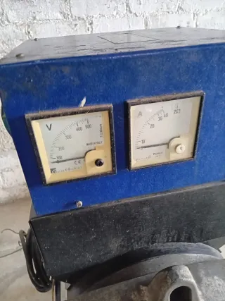 Generador de luz para tractor