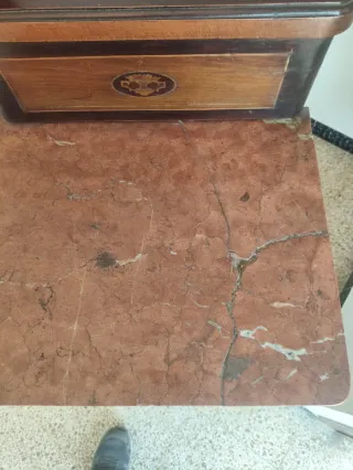 Mesita de noche antigua mármol y madera