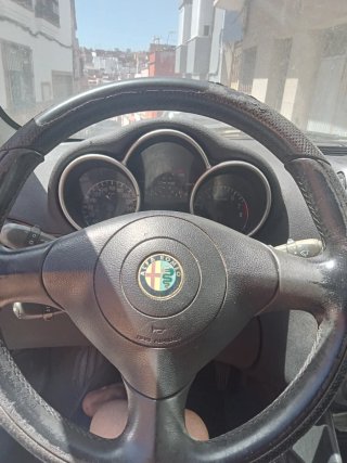 Alfa Romeo 147 2003 precio final 1050