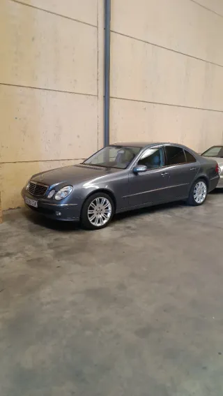 Mercedes-Benz Clase E 2004