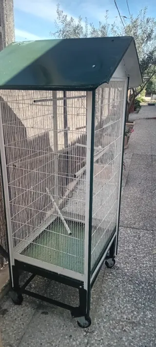 Voladera grande para pájaros