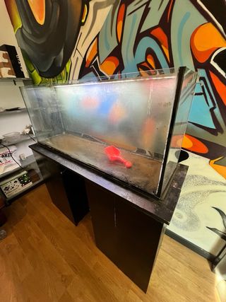 Acuario 220L con mueble y accesorios