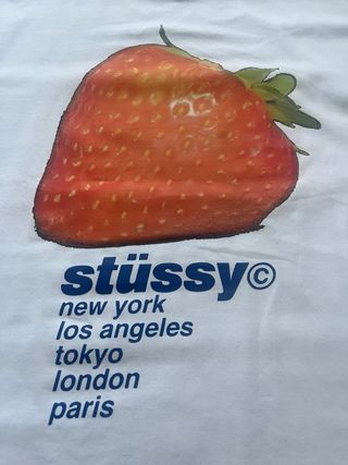 Camiseta Stüssy World Tour Blanca Nueva