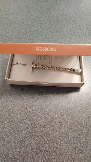 Scucitore European Classical Style