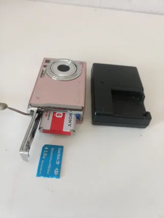 Sony Cyber-shot DSC-W80 Rosa