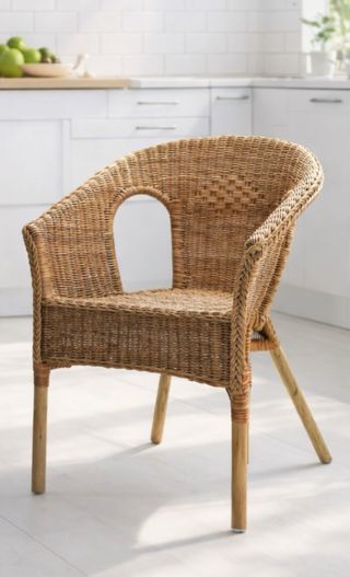 8 Sillas, ratán/bambú.