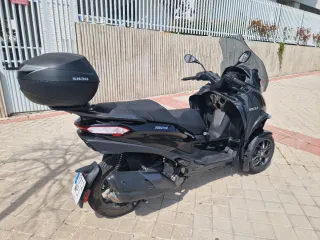 Piaggio MP3 400 hpe - 1525 km