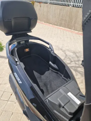 Piaggio MP3 400 hpe - 1525 km