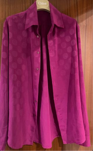 Camisa fucsia Lunares hombre flamenco.