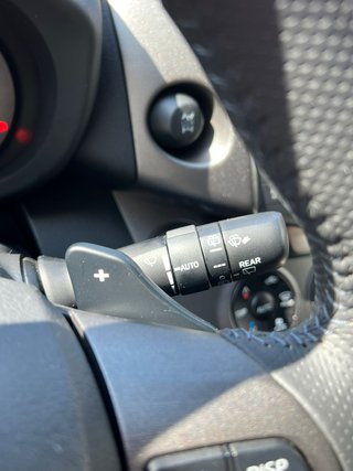 Toyota RAV4 2011