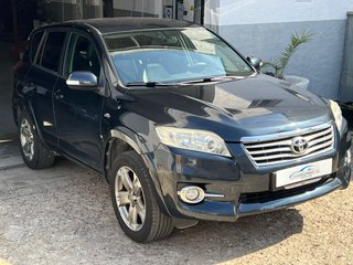 Toyota RAV4 2011