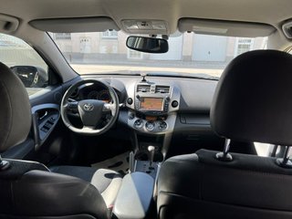 Toyota RAV4 2011