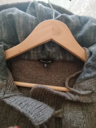 Cárdigan Massimo Dutti. Color marrón.