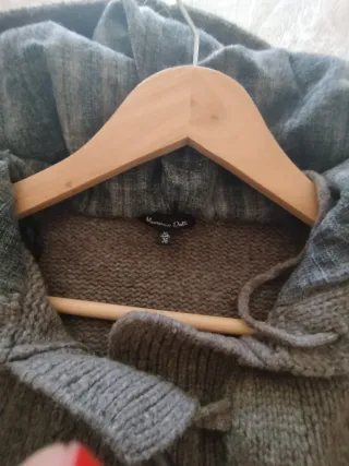 Cárdigan Massimo Dutti. Color marrón.