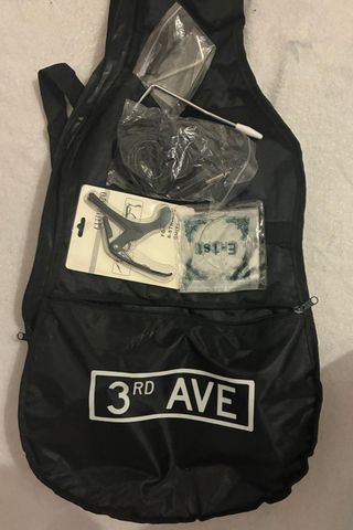 Guitarra Eléctrica Roja 3rd Ave