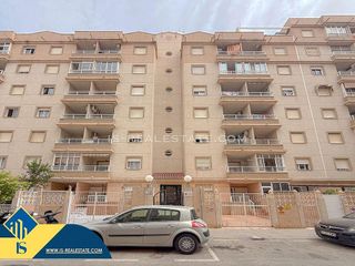 Piso en venta en Nueva Torrevieja - Aguas Nuevas en Torrevieja