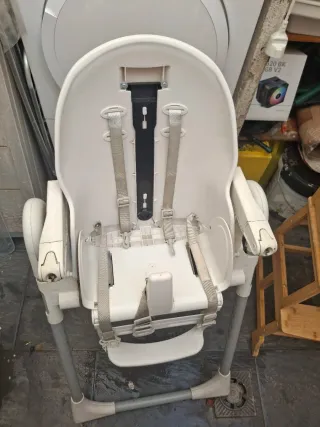 Trona evolutiva reclinable para bebé