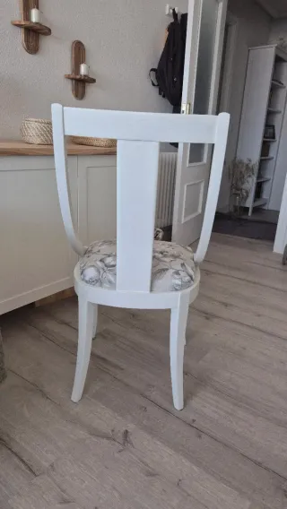 Sillas clásicas de comedor