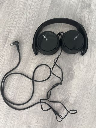 Cascos Sony Negro Cable