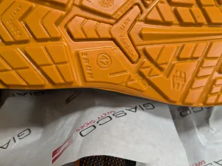 Bota Trabajo Dieléctrica Giasco Talla 42