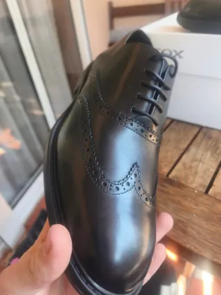 Zapatos Geox de piel negros