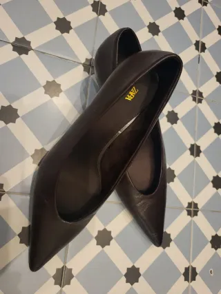 Zapatos de piel Zara marrones