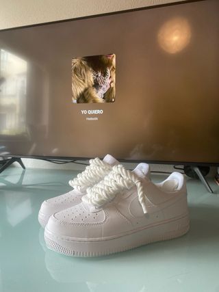 Nike Air Force 1 Cordones Grandes Blancas