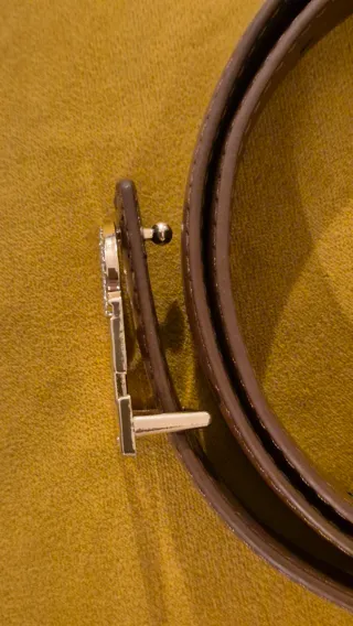 Cinto tipo CH Castanho Dourado