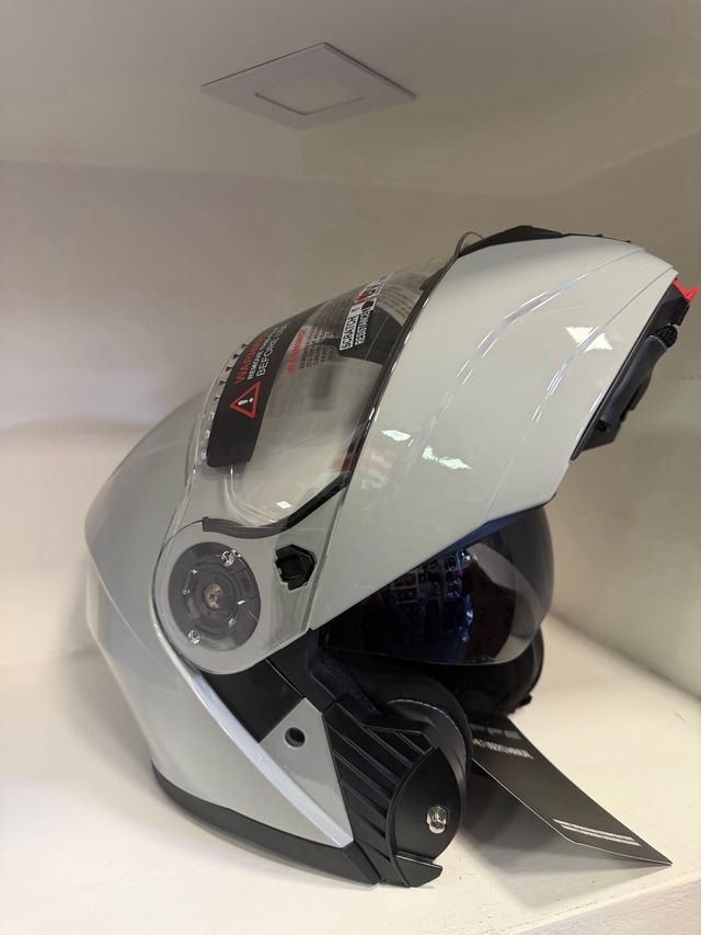 Casco modulare con visierino fume