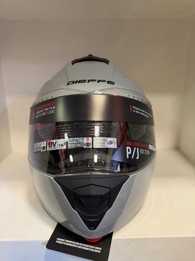 Casco modulare con visierino fume