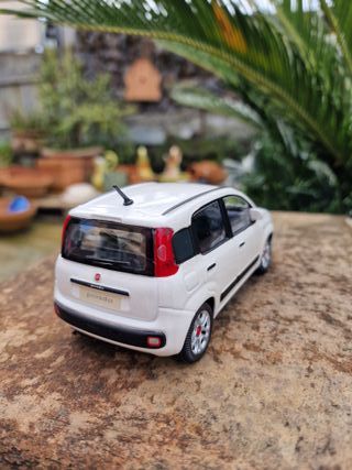 Modellino Fiat Nuova Panda Scala 1:24