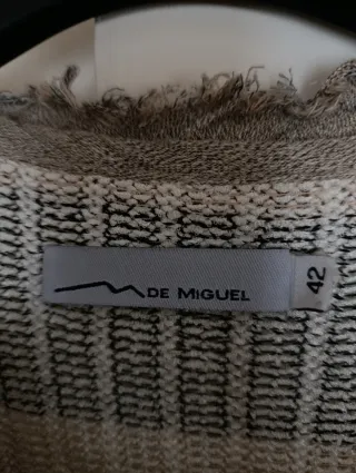 Cárdigan Mercedes de Miguel Beige/Gris