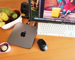 APPLE Mac Mini 2018 3.6GHz 8GB RAM SSD COMPUTER