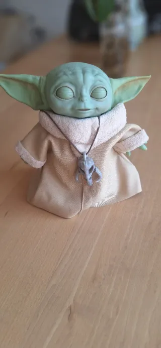 Baby Yoda Animatronic