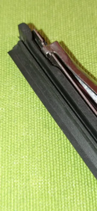 Escobilla limpiaparabrisas cromada coches clásicos