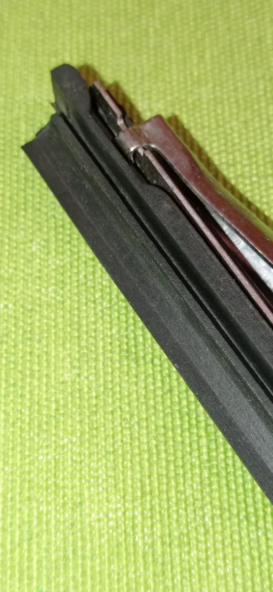 Escobilla limpiaparabrisas cromada coches clásicos