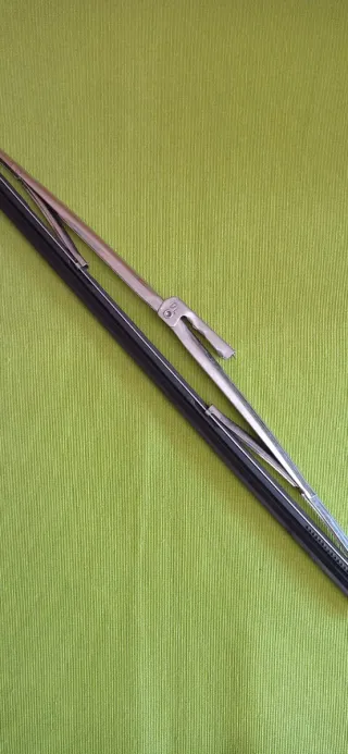Escobilla limpiaparabrisas cromada coches clásicos