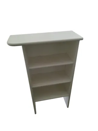 Estantería blanca de madera