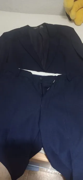 Traje de hombre azul