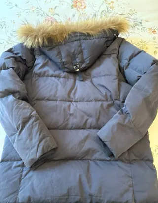 Abrigo de plumas azul