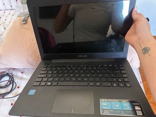 Portátil Asus Negro