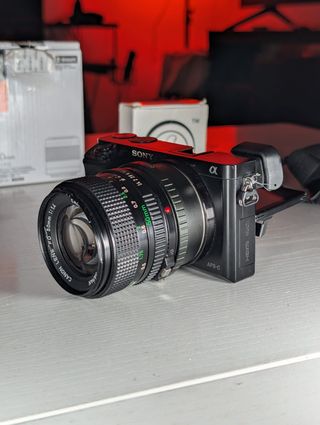 Sony Alpha A6000 + Canon FD 50mm