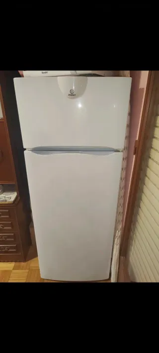 Frigorífico Combi Indesit Blanco